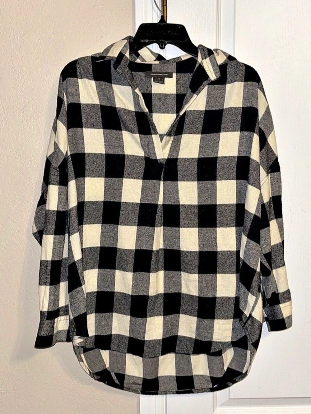 French Connection Plaid Button Down Shirt in Black & White Size Small Like New